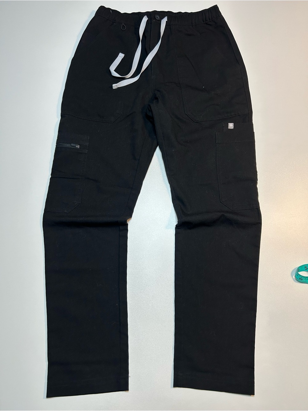 FIGS Yola Cargo Scrub Pants Black High Waisted Straight Leg Gray Drawstring